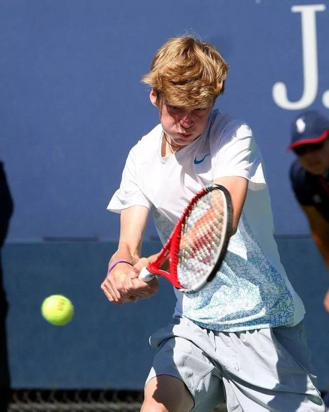 他仍能展现 他仍能展现