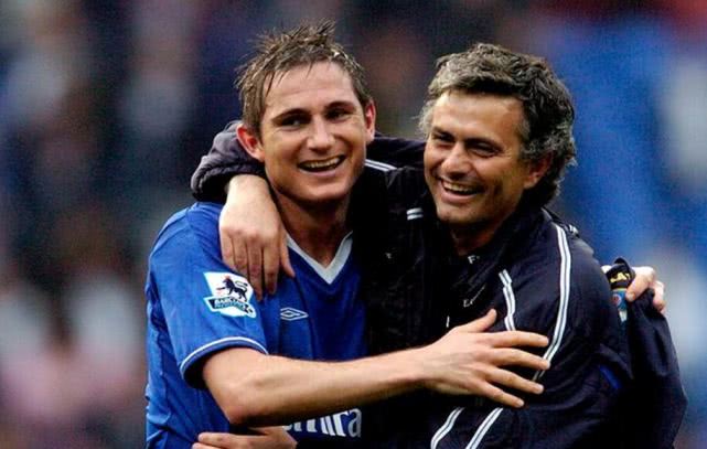 席的影響 席的影響