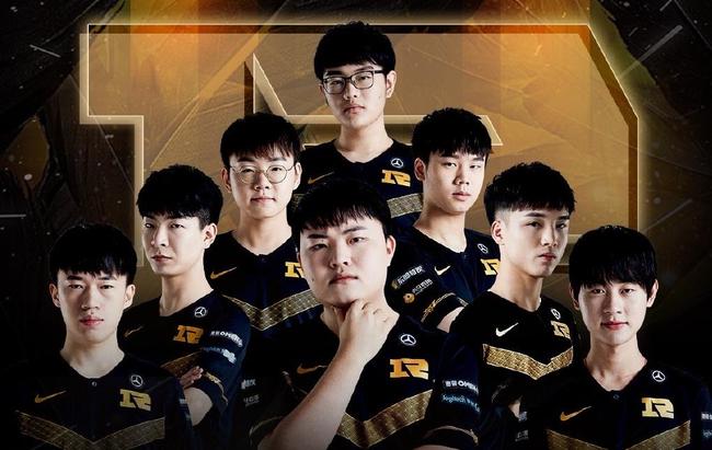 两位选手不 两位选手不