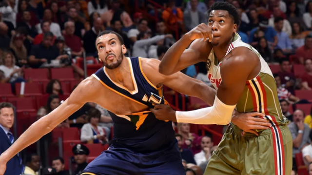 引得场下观 引得场下观